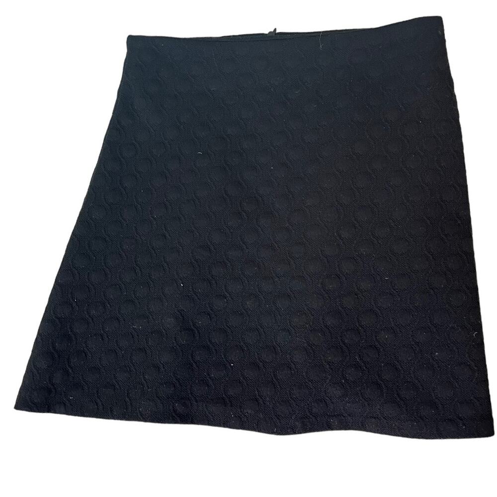 Lord & Taylor Design Lab black embossed a-line mini skirt medium